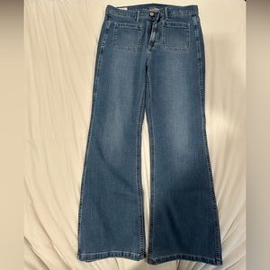 High Rise '70s Flare Jeans with Washwell
 size 31/12 short never worn